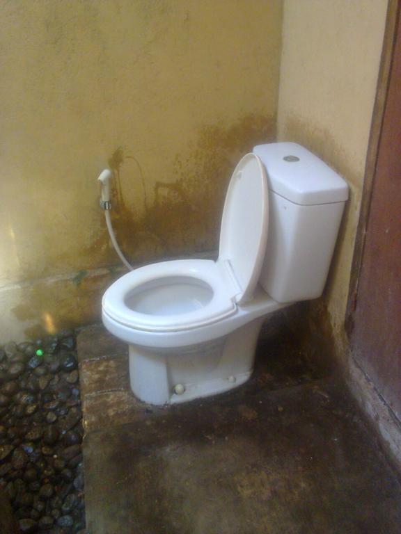 Baleku Homestay Trawangan 吉利特拉旺安 外观 照片